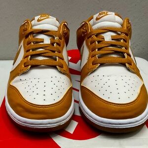 Size US - 8  / EUR 39 NIKE Dunk Low Next Nature Phantom / gold- DN1431-001